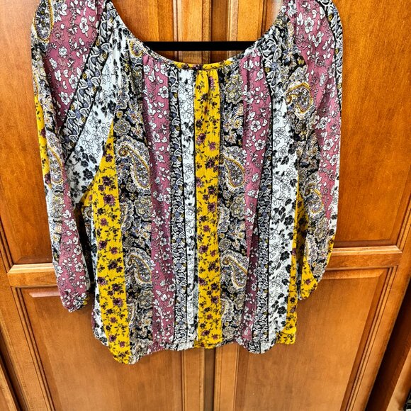 Women's Multi Color Floral Bubble Blouse in 2XL - Picture 2 of 3